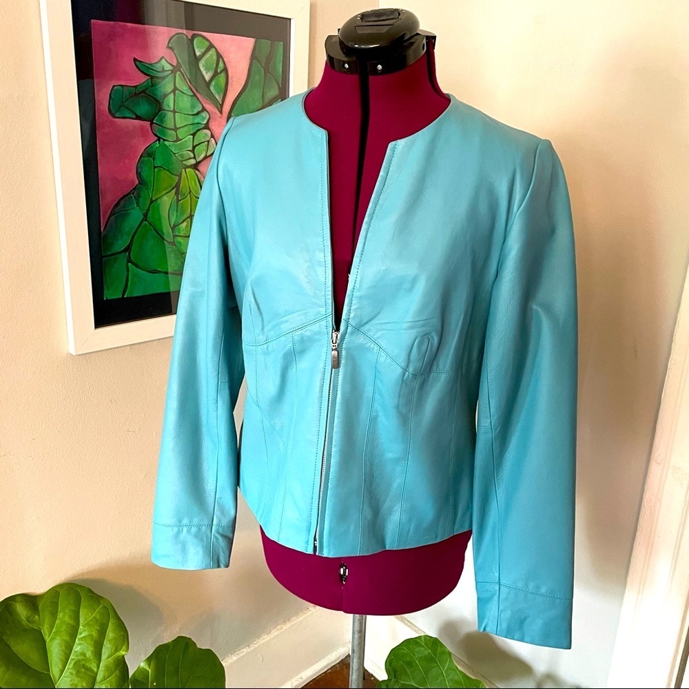 Beautiful Leather Jacket zip-up Medium